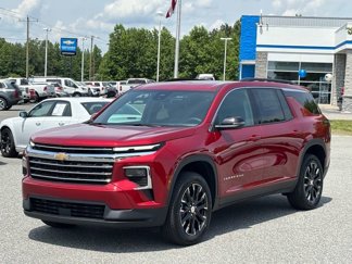 New 2025 Chevrolet Traverse LT w/ LPO, Floor Liner Package image 1