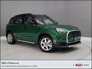 New 2025 MINI Cooper Countryman S E image 1