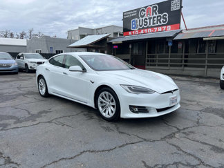 Used 2016 Tesla Model S 90D image 1
