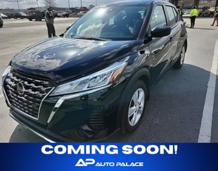 Used 2024 Nissan Kicks S image 1