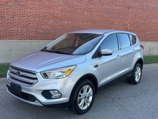 Used 2019 Ford Escape SE image 1