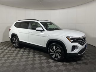 New 2025 Volkswagen Atlas SE image 1