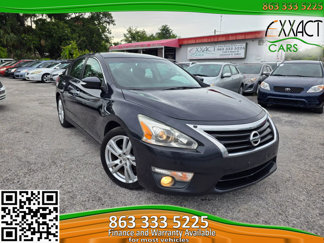 Used 2013 Nissan Altima 3.5 SV image 1