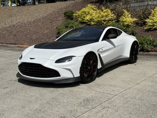 Used 2023 Aston Martin V12 Vantage image 1