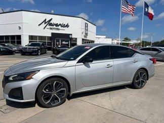 Used 2023 Nissan Altima 2.5 SR image 1
