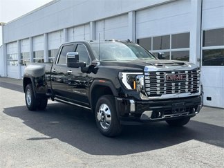 New 2025 GMC Sierra 3500 Denali w/ Denali Reserve Package image 1