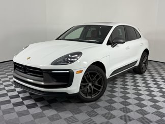 Certified 2025 Porsche Macan Turbo image 1