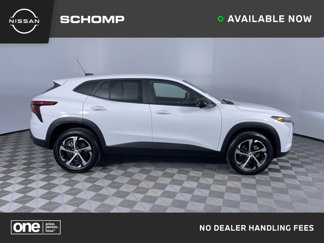Used 2024 Chevrolet Trax RS w/ Driver Confidence Package image 1