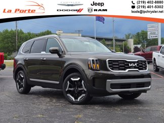 Used 2024 Kia Telluride S w/ S Sunroof Package image 1