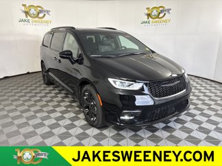 New 2025 Chrysler Pacifica Limited image 1