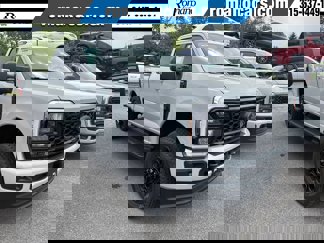New 2025 Ford F350 XLT image 1