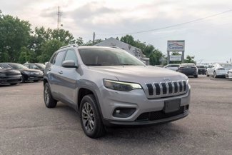 Used 2019 Jeep Cherokee Latitude Plus w/ Cold Weather Group image 1