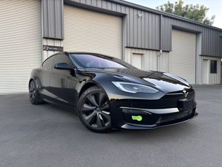 Used 2023 Tesla Model S Plaid image 1