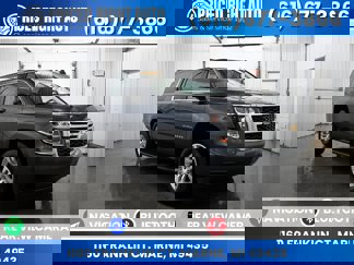 Used 2020 Chevrolet Suburban LT image 1