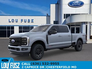 New 2025 Ford F250 4x4 Crew Cab Super Duty image 1