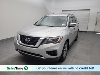 Used 2020 Nissan Pathfinder S image 1
