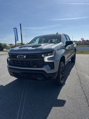 New 2025 Chevrolet Silverado 1500 LT Trail Boss w/ Convenience Package II image 1