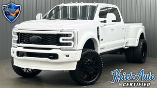Used 2025 Ford F450 Platinum w/ FX4 Off-Road Package image 1
