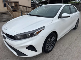 Used 2022 Kia Forte LXS image 1