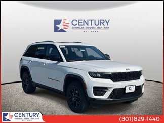 New 2025 Jeep Grand Cherokee Laredo image 1