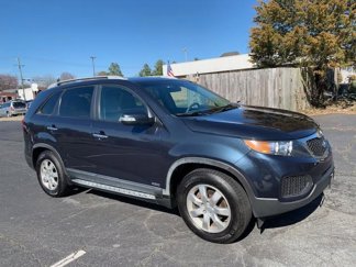 Used 2012 Kia Sorento LX w/ Third Row Pkg image 1