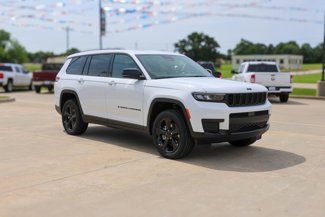 New 2025 Jeep Grand Cherokee L Altitude image 1