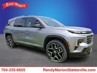 New 2026 Chevrolet Traverse High Country image 1