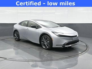 Certified 2025 Toyota Prius XLE image 1