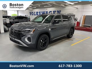 New 2025 Volkswagen Atlas Peak Edition SE image 1