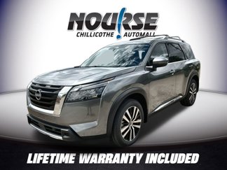 New 2025 Nissan Pathfinder Platinum image 1