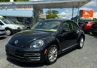 Used 2017 Volkswagen Beetle 1.8T SE image 1
