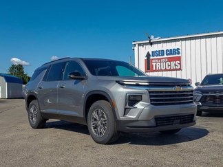 New 2026 Chevrolet Traverse LT image 1