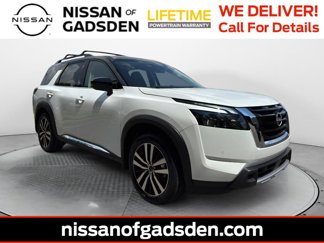 New 2025 Nissan Pathfinder Platinum image 1