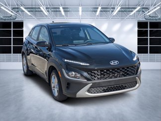 Used 2022 Hyundai Kona SE image 1