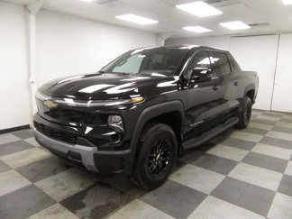 New 2025 Chevrolet Silverado EV LT image 1