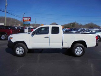 Used 2020 Toyota Tacoma SR image 1