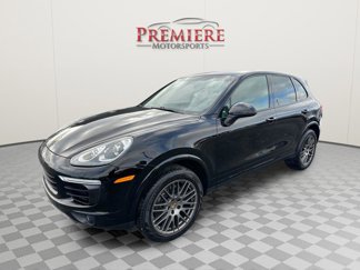 Used 2018 Porsche Cayenne Platinum Edition image 1