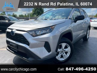 Used 2019 Toyota RAV4 LE image 1