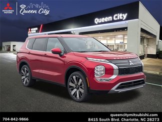 New 2025 Mitsubishi Outlander SE image 1