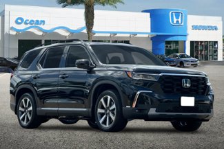 New 2025 Honda Pilot Touring image 1