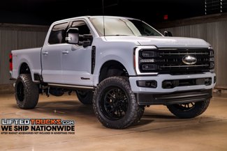 Used 2025 Ford F250 Platinum image 1