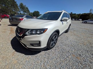 Used 2018 Nissan Rogue SL w/ Premium Package image 1