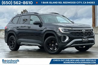 New 2025 Volkswagen Atlas Peak Edition SE image 1