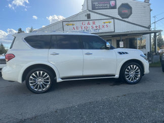 Used 2016 INFINITI QX80 4WD w/ Deluxe Technology Package image 1