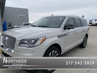 Used 2024 Lincoln Navigator L Reserve image 1