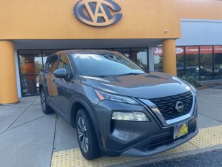 Used 2023 Nissan Rogue SV image 1