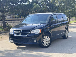 Used 2018 Dodge Grand Caravan SE w/ UConnect Hands-Free Group image 1