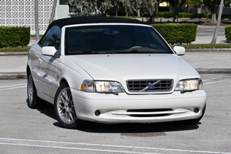 Used 2003 Volvo C70 LT image 1