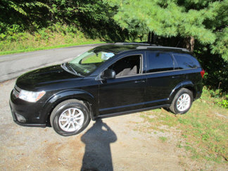 Used 2015 Dodge Journey SXT w/ Flexible Seating Group image 1