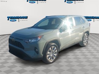 Used 2021 Toyota RAV4 XLE Premium image 1